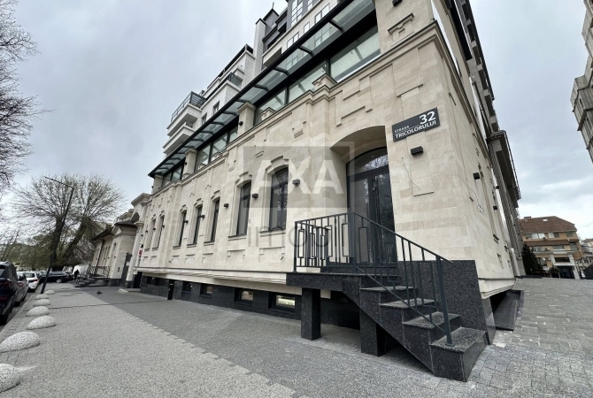  Кишинэу, ул. Театральная