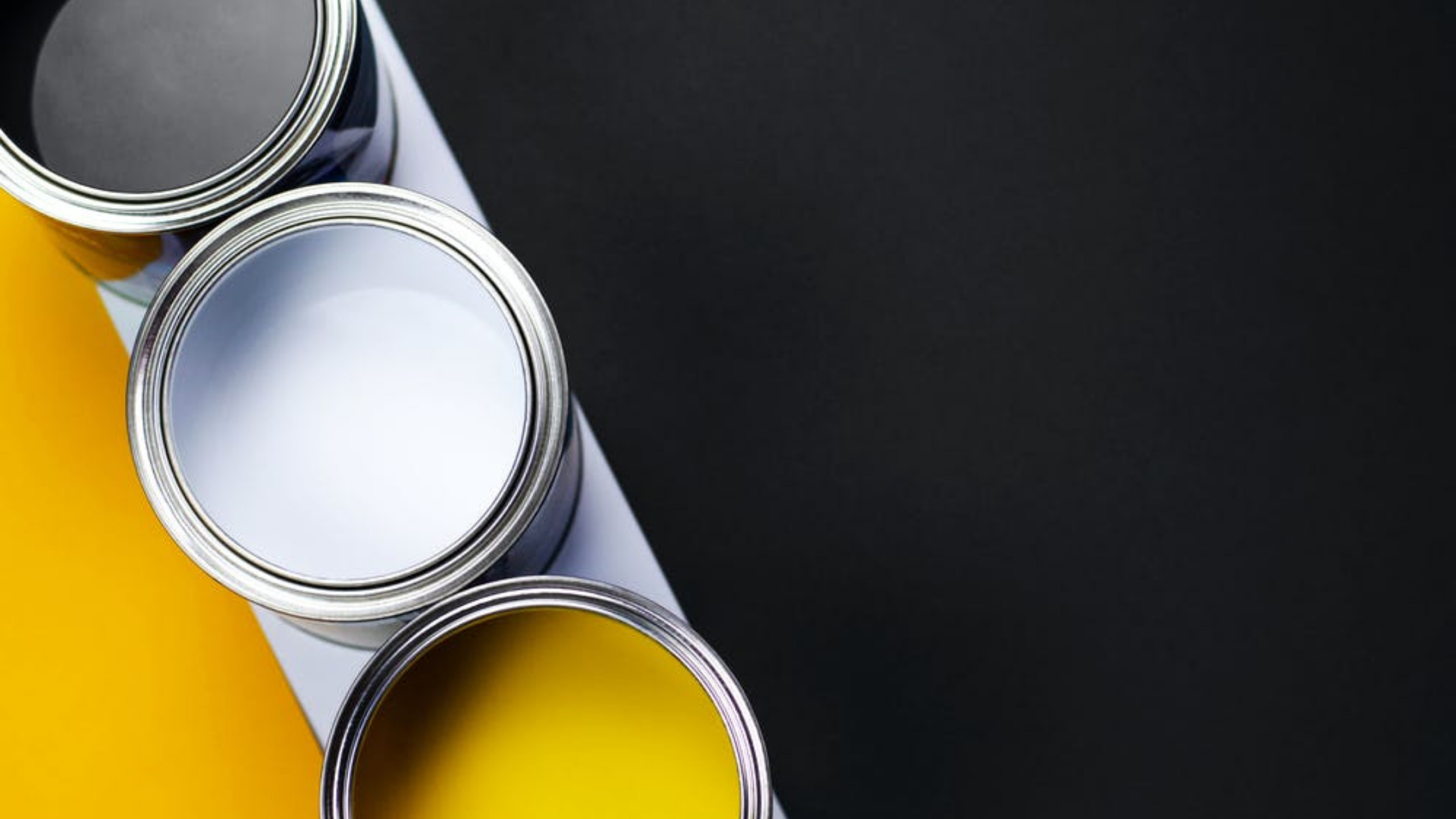 Culorile anului 2021 - cum le integrezi în locuința ta